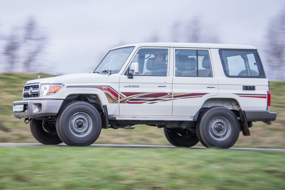 Toyota Land Cruiser J70