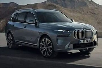 BMW X7 facelift (gelekt)