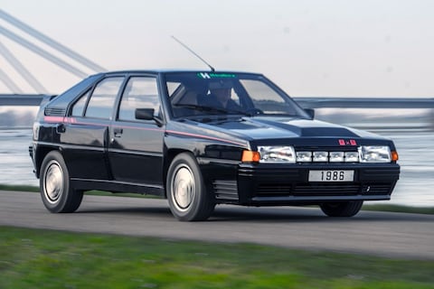 De Citroën BX 4TC was alle logica voorbij