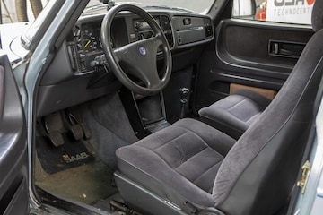 Voorstoel Saab 900 Dashboard Foto Chris Schotanus