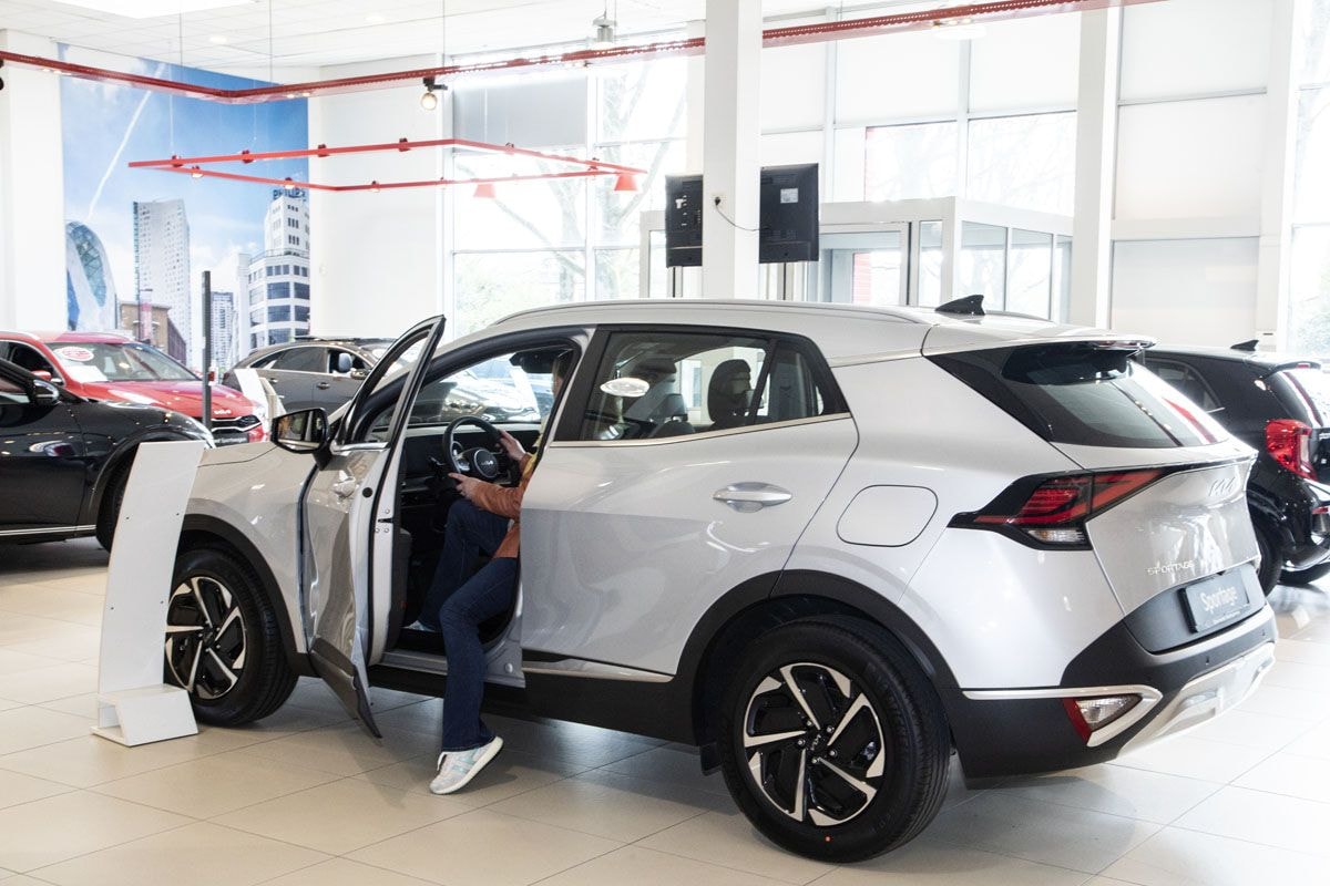 Kia dealer showroom