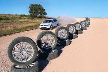 Zomerbanden SUV 235/55R18 2022 openingsbeeld banden