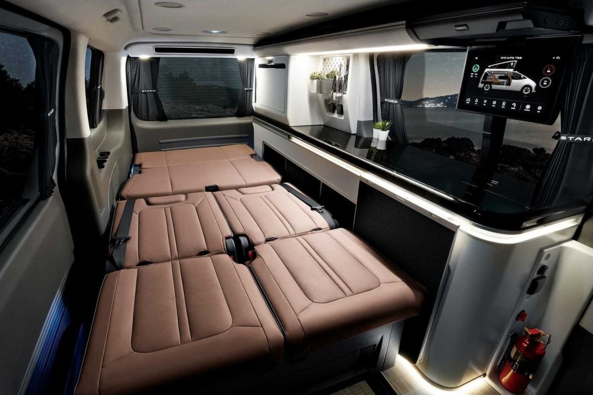 Hyundai Staria Lounge en Lounge Camper