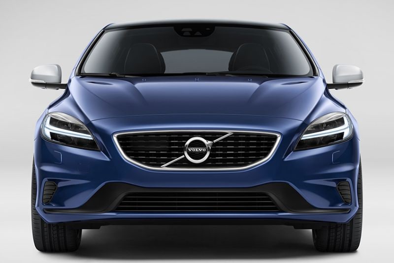 Volvo V40 facelift friday 3