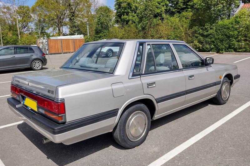 Nissan Laurel