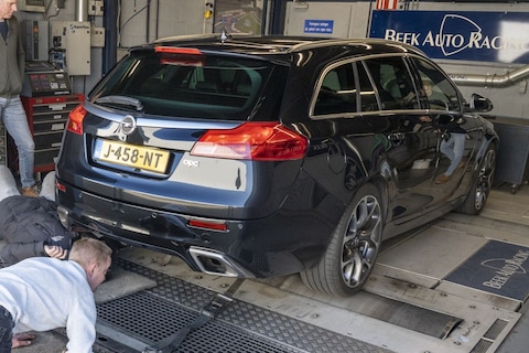 Opel Insignia OPC - Op de Rollenbank