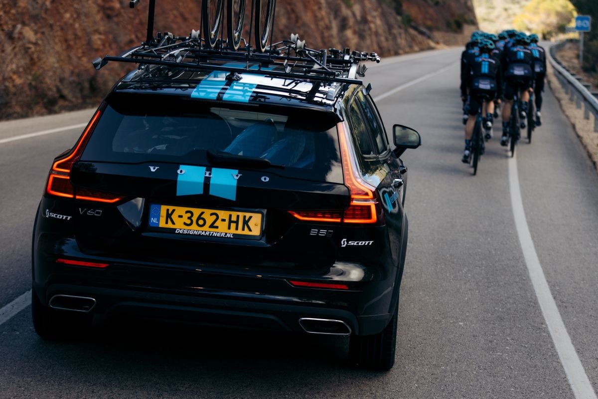 Volvo V60 Cross Country Parijs-Roubaix