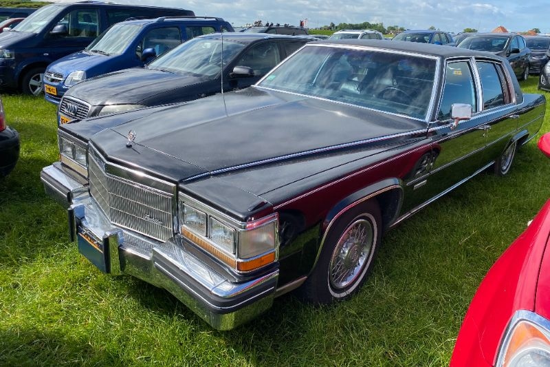 Cadillac Fleetwood Brougham