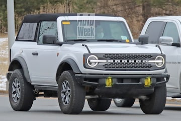 Ford Bronco met softtop gespot