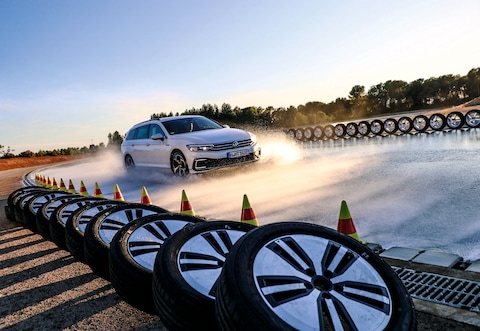 Dit zijn de beste zomerbanden 2022 in de maat 215/55R17