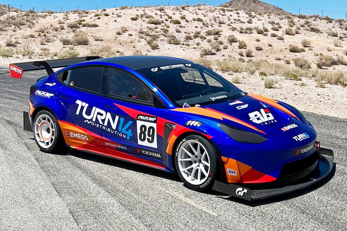 Tesla Model 3 Pikes Peak
