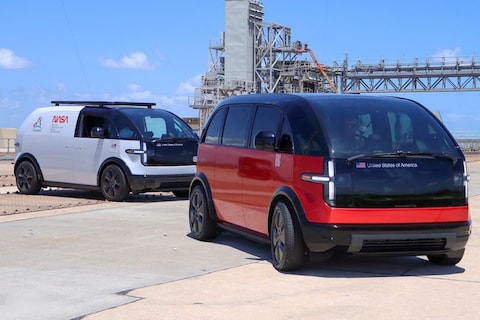 Elektrische Canoo als NASA-hulpjes