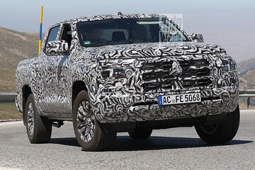 Spyshots Mitsubishi L200