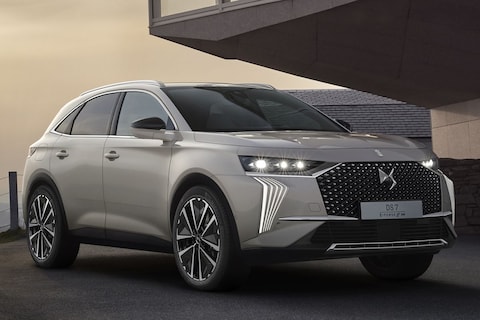DS 7: altijd plug-in hybride SUV vanaf €53.440
