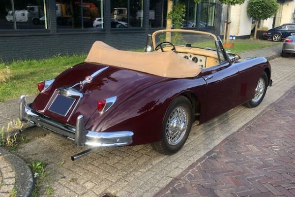Jaguar XK150
