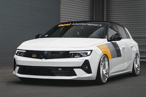 Opel Astra aangepakt door XS