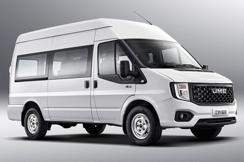 Nóg een facelift voor een oude Ford Transit