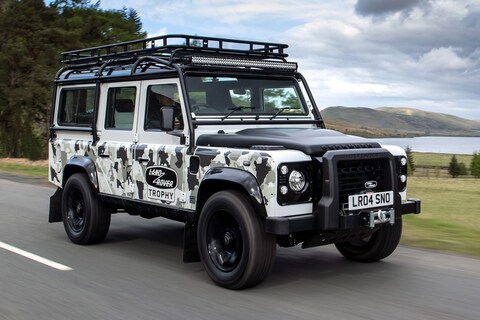 Land Rover Defender Works V8 Trophy II: eerbetoon aan expedities