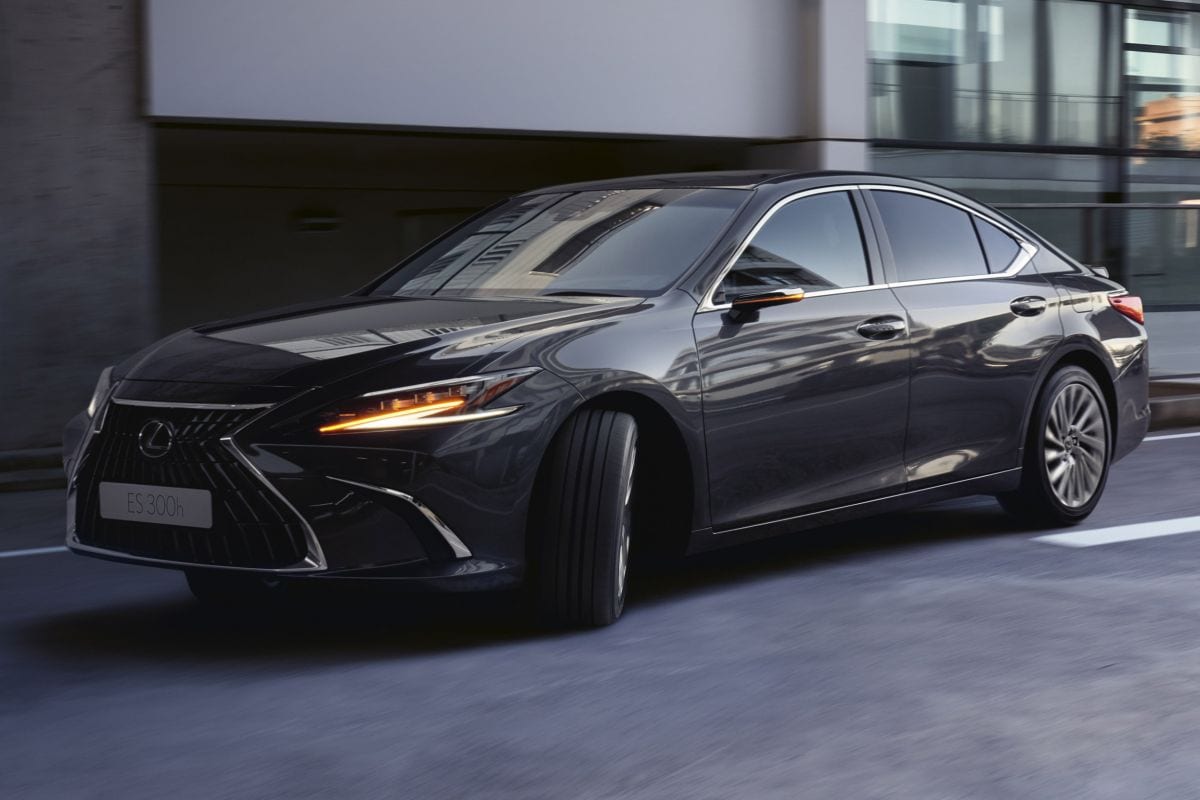 Lexus ES 300h 2022