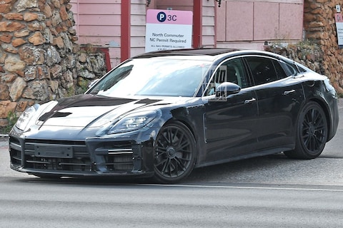 Mysterieuze Porsche Panamera betrapt