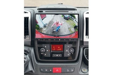 Zelf achteruitrijcamera monteren op je camper