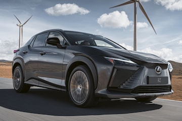 Lexus RZ
