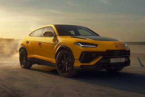Lamborghini Urus Performante volledig op straat