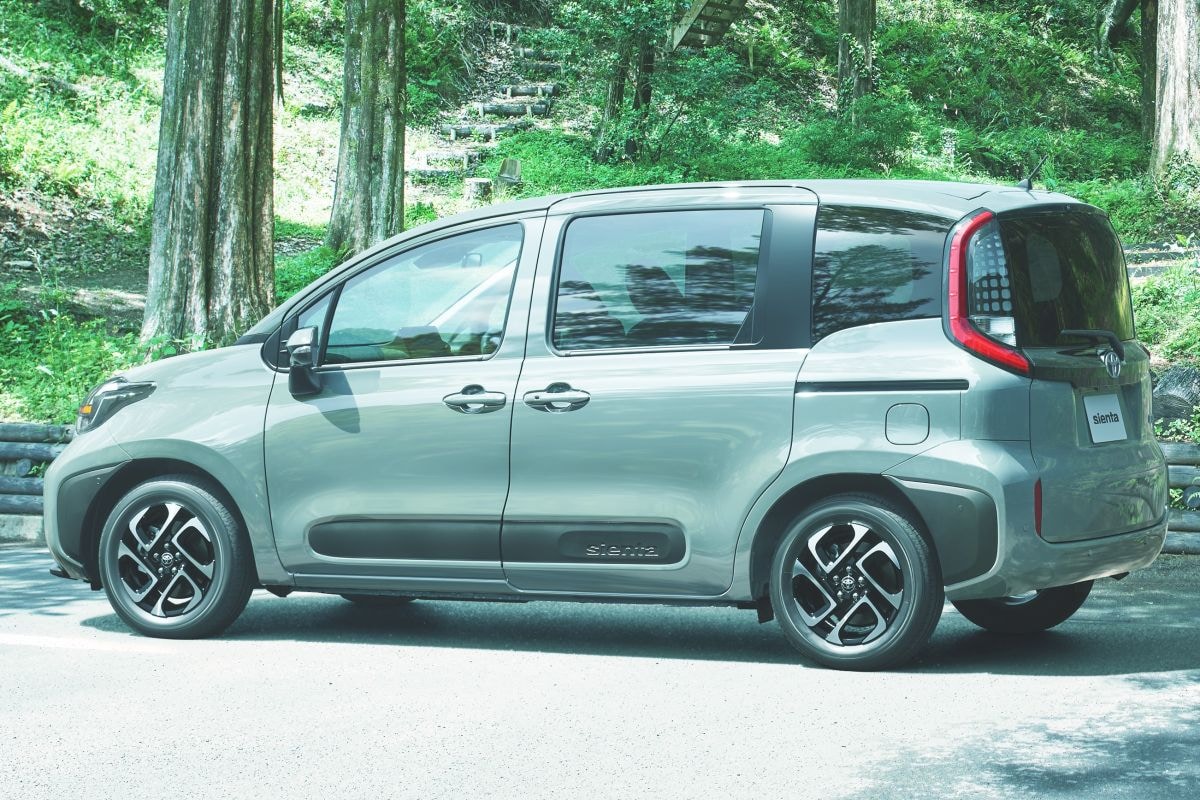 Toyota Sienta