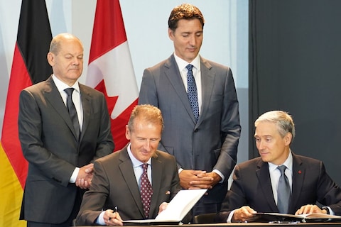 Volkswagen en Mercedes in zee met Canada voor EV-accu's