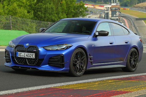 BMW i4 afgetraind door AC Schnitzer