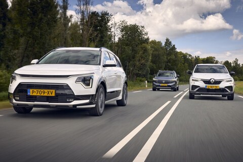 Kia Niro vs. Honda HR-V vs. Renault Arkana - Vergelijkende Test