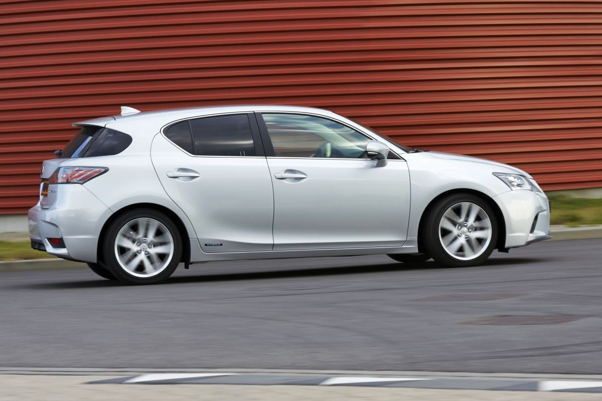 Lexus CT200h