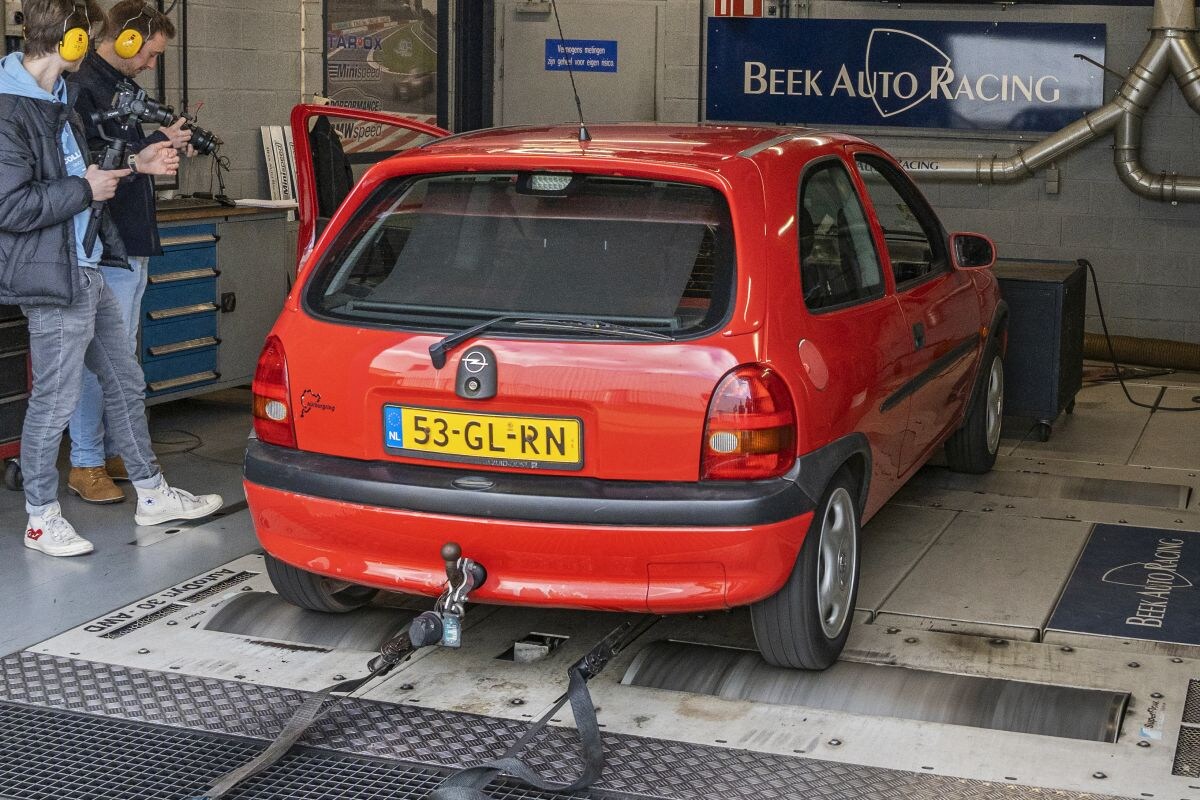 Opel Corsa rollenbank