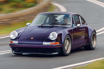 Porsche 911 restomod Theon Design