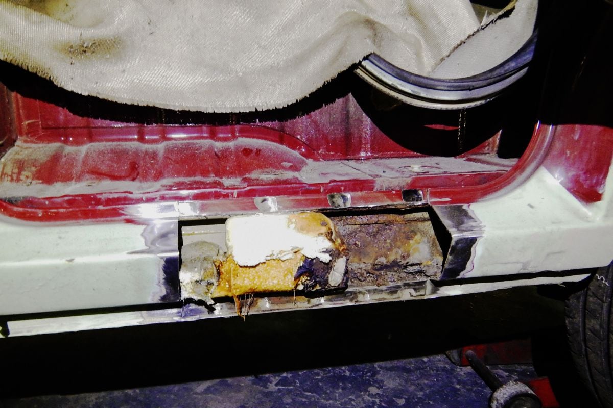 Roest bij campers Volkswagen T4 dorpel schuimvulling