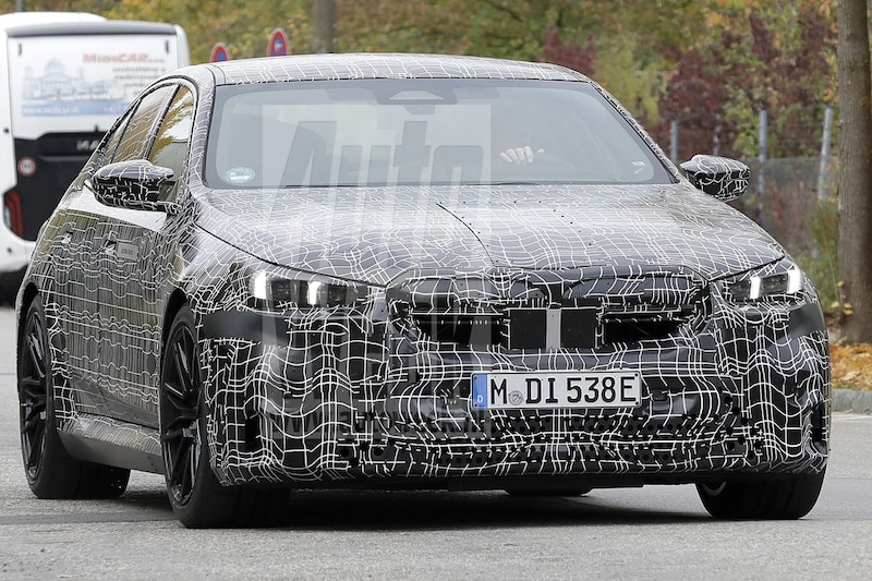 BMW M5 spyshots