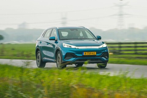 Achteruitkijkspiegel – Moet je Chinese auto’s mijden?