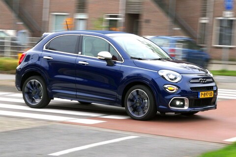 Achteruitkijkspiegel - 'Liftback is de betere sedan'