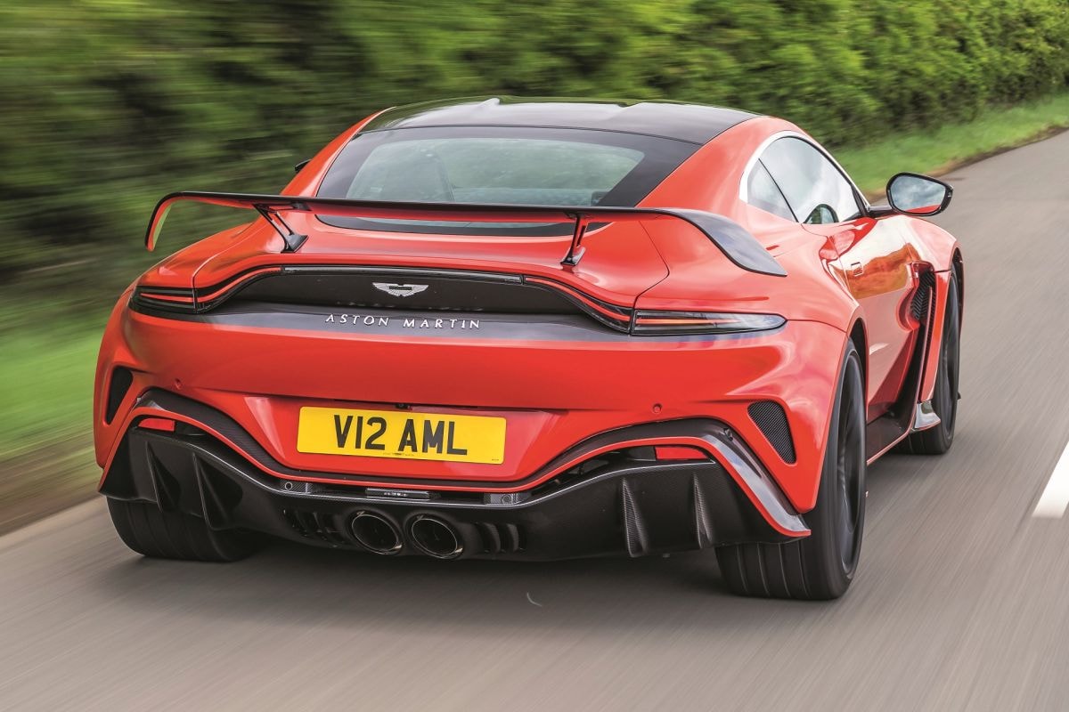 Aston Martin V12 Vantage