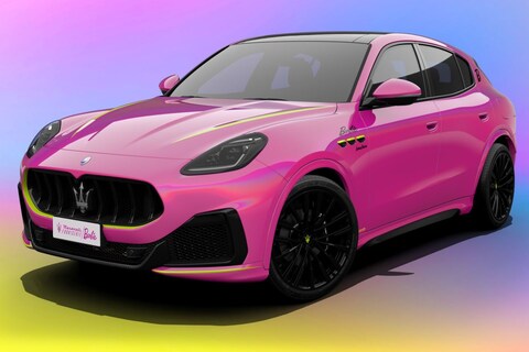 Maserati Grecale zuurstokroze als Barbie-editie