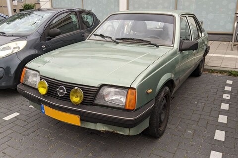 Opel Ascona C (1982) – In het Wild