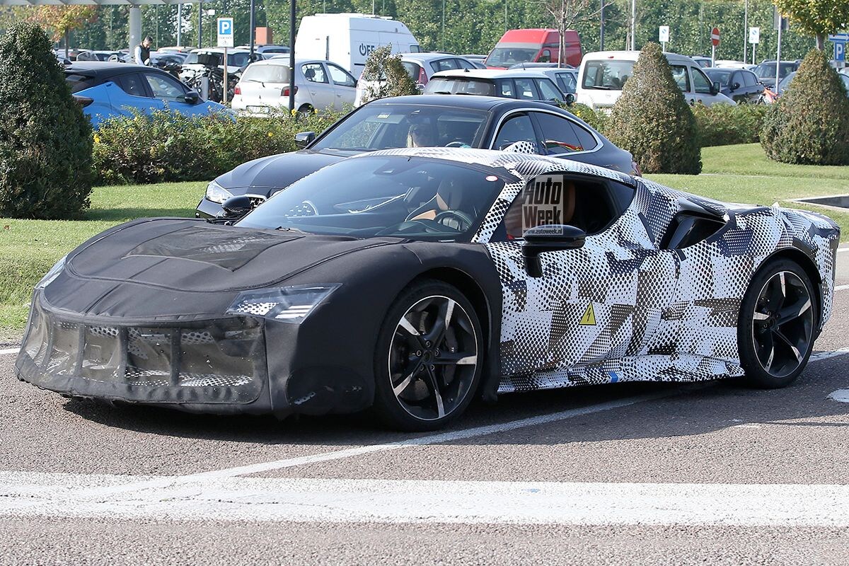 Spyshots Ferrari SF90 Versione Speciale