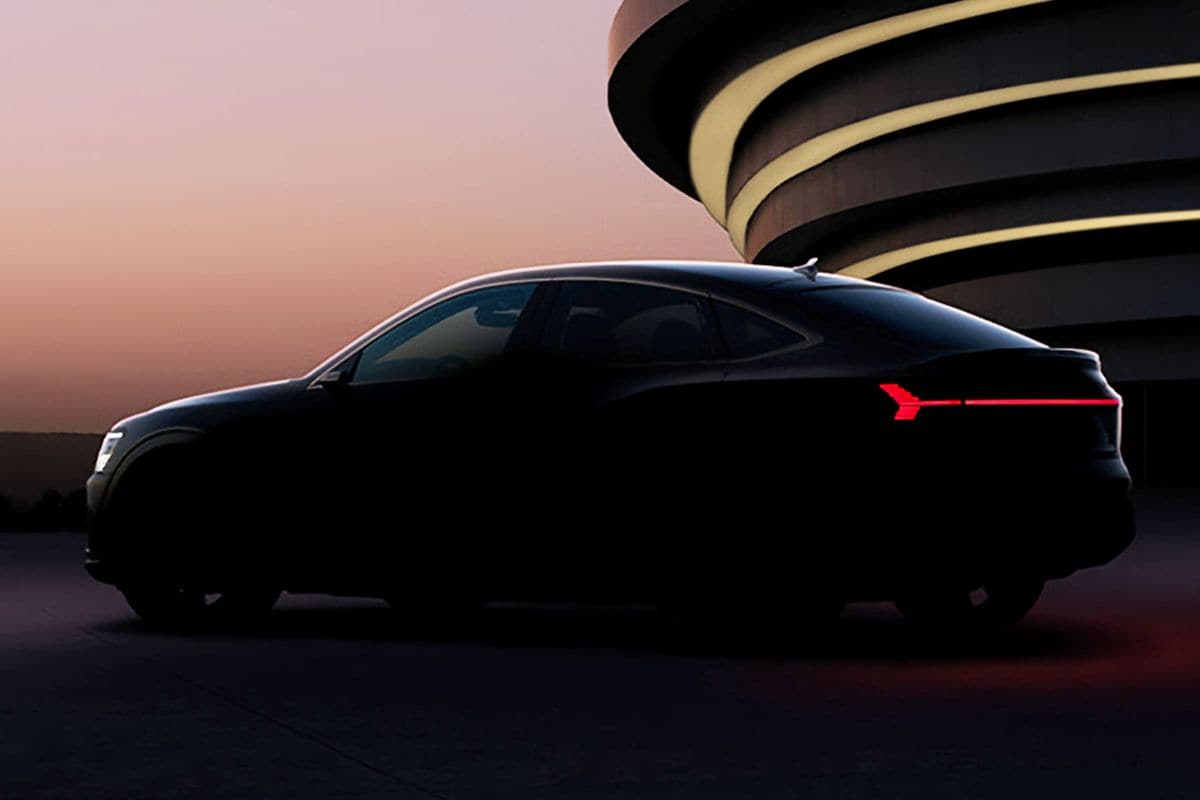 Audi Q8 E-tron teaser
