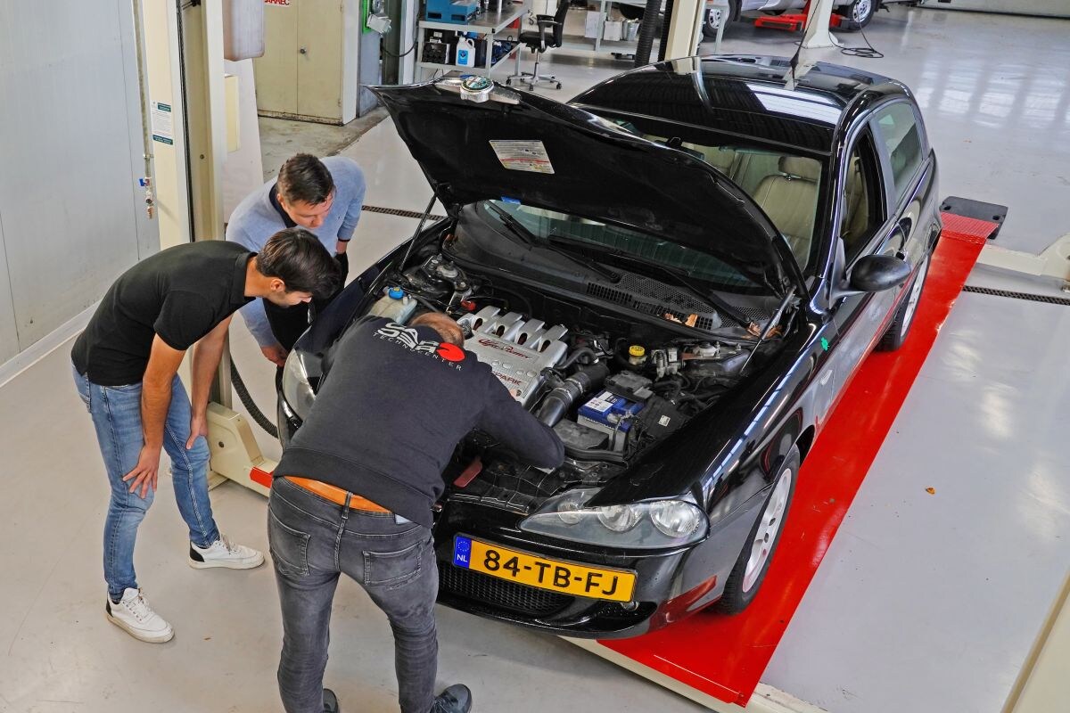 Alfa Romeo 147 Klokje Rond