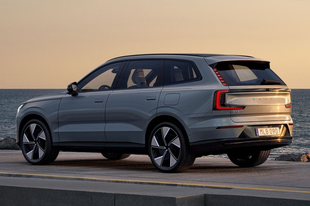 Volvo EX90