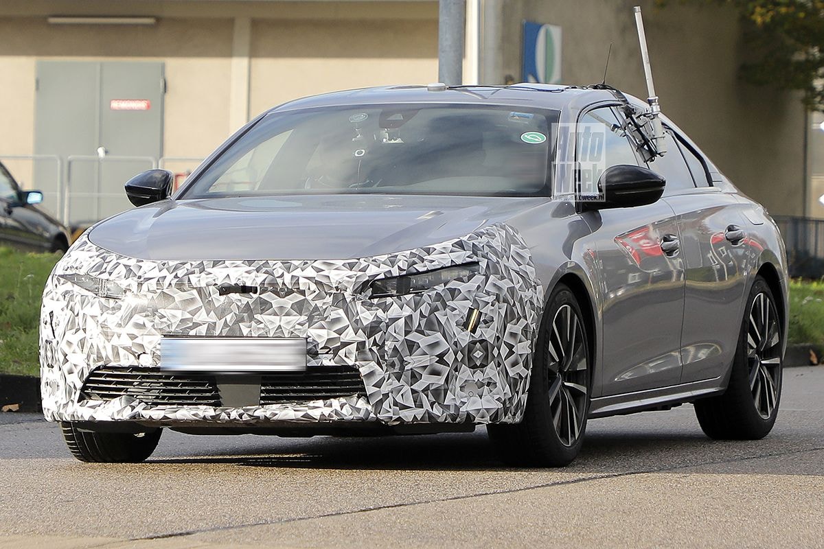 Spyshots Peugeot 508