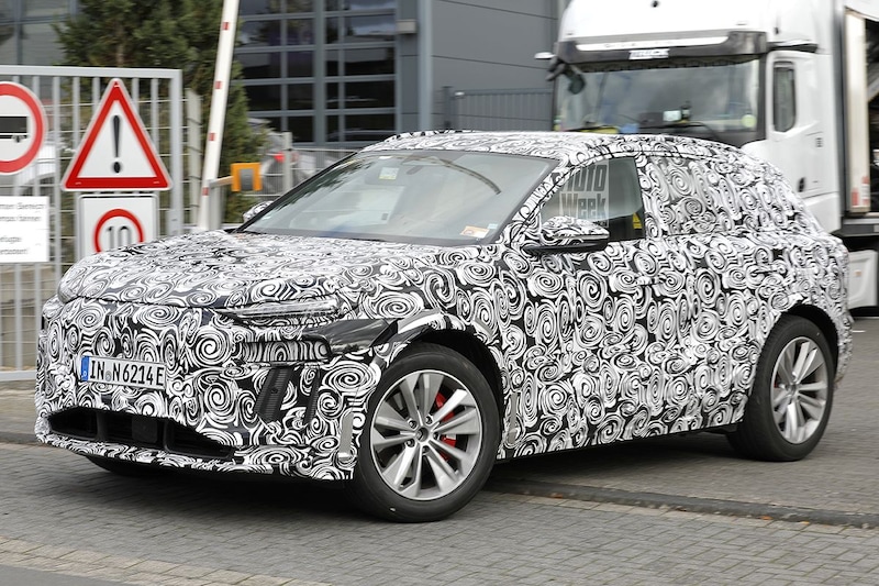 Spyshots Audi Q6 E-tron RS
