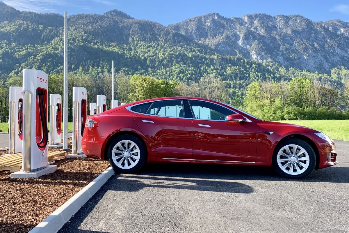 Tesla Supercharger