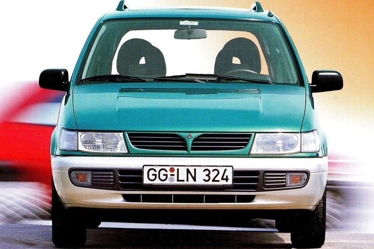 Mitsubishi Space Wagon Space Runner Facelift Friday