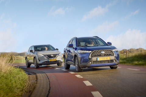 Toyota Corolla Cross vs. Nissan Qashqai - Vergelijkende Test